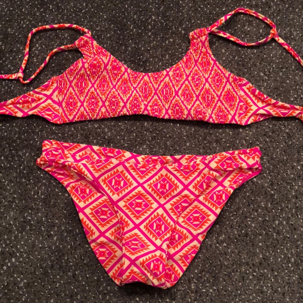 cute & comfy bikini ✨